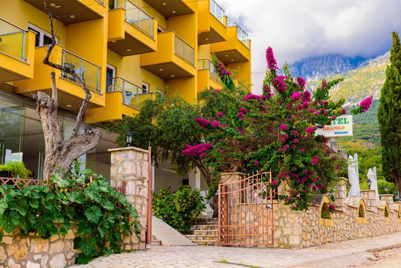 Hotel Orange Dhërmi Buitenkant foto